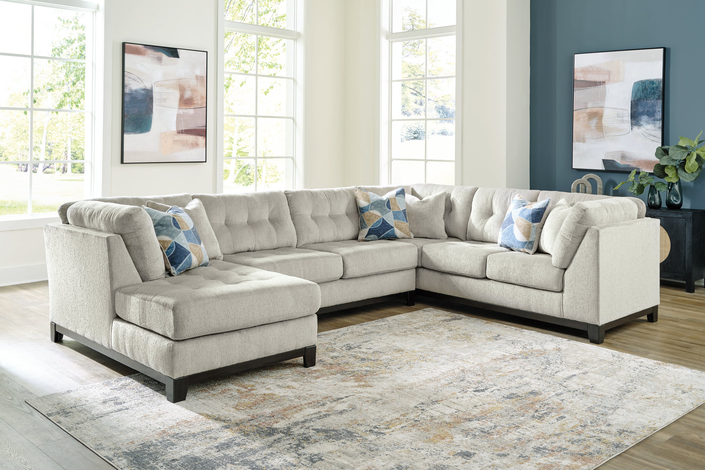 Myers Furniture Outlet - Ashley Furniture - Maxon Place Sectional - RAF 3-Piece Sectional with Chaise / Stone - 33004S1