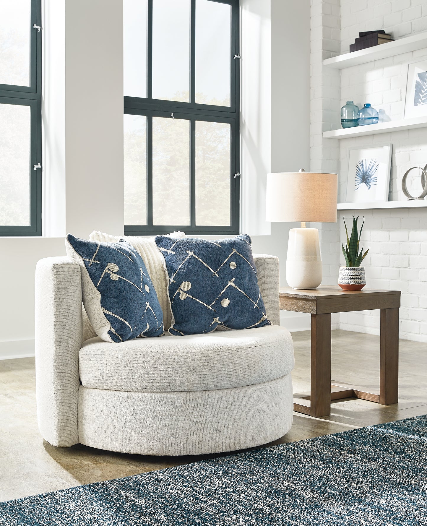 Myers Furniture Outlet - Ashley Furniture - Padova Living Room - Swivel Accent Chair / Ivory - 3370644