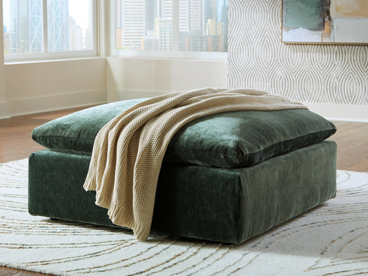 Myers Furniture Outlet - Ashley Furniture - Carriage View Living Room - Oversized Accent Ottoman / Jade - 7800108