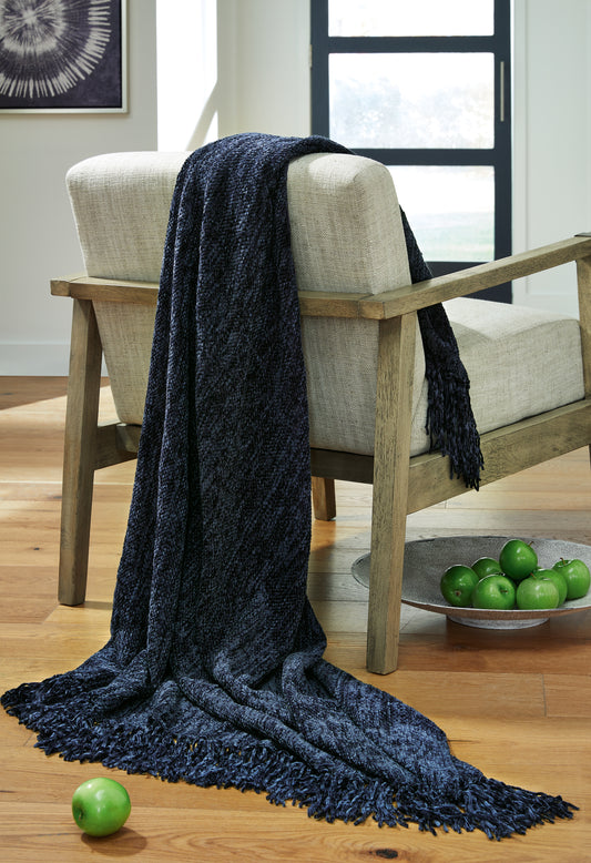 Myers Furniture Outlet - Ashley Furniture - Tamish Throw (Set of 3) - Throw (3/CS) / Blue - A1001022