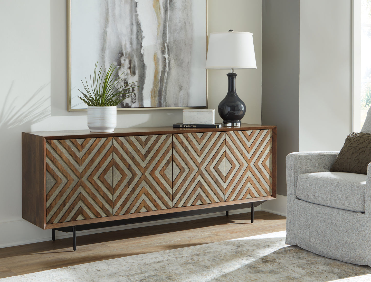 Myers Furniture Outlet - Ashley Furniture - Dreggan Accent Cabinet - Accent Cabinet / Brown/Gold Finish - A4000577