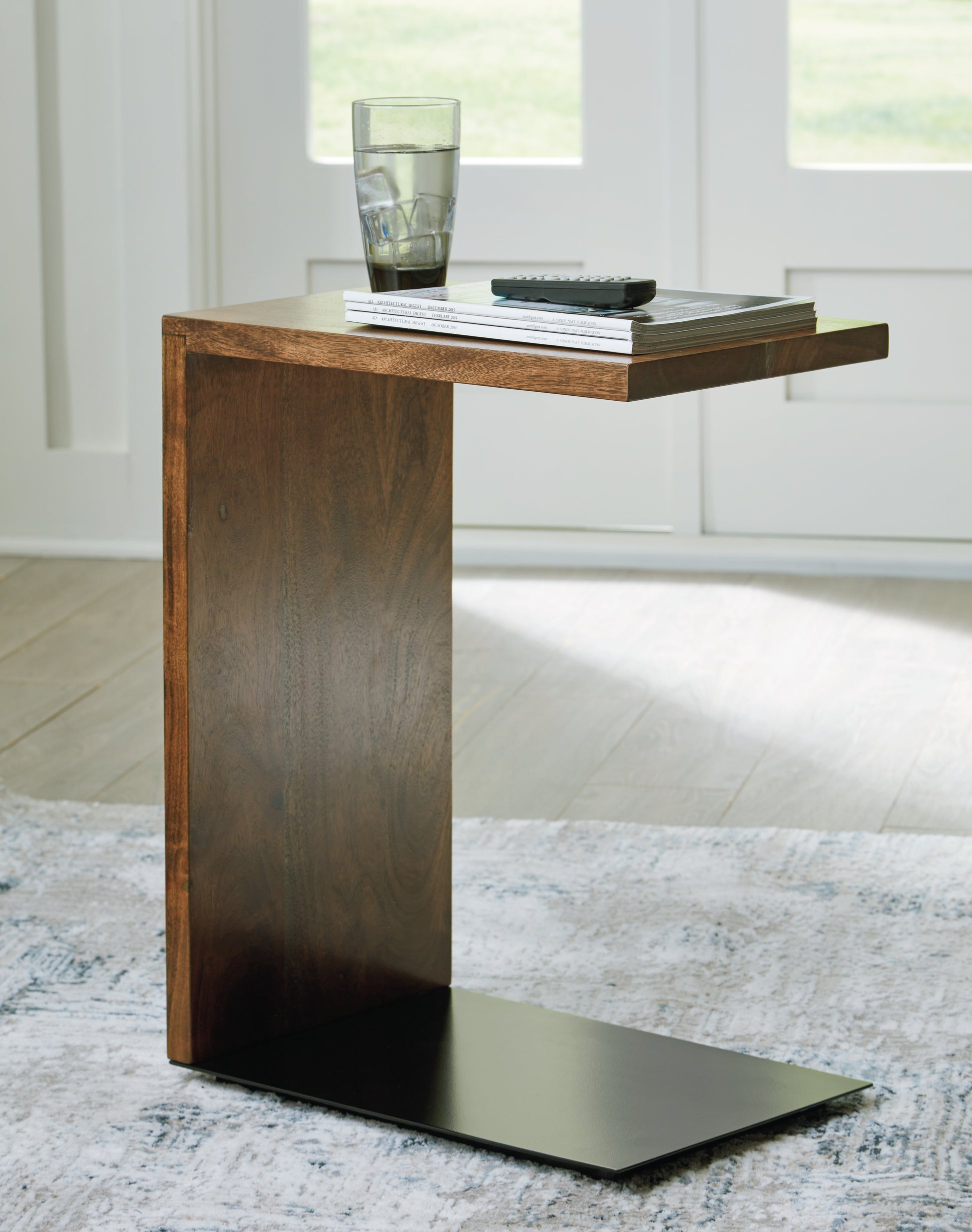 Myers Furniture Outlet - Ashley Furniture - Wimshaw Accent Table - Accent Table / Brown/Black - A4000618