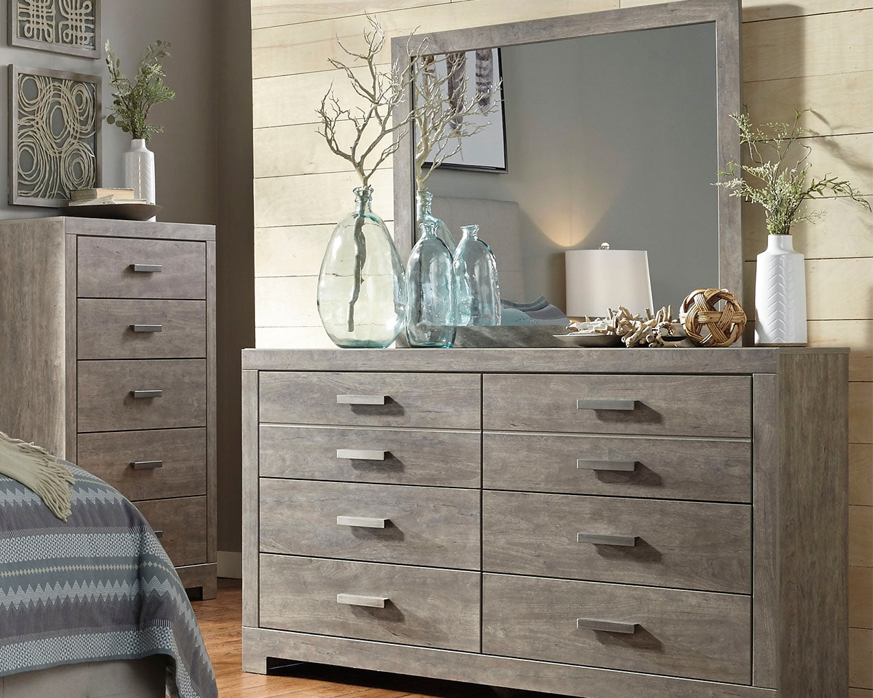 Myers Furniture Outlet - Ashley Furniture - Culverbach Bedroom - Dresser and Mirror / Gray - B070B1