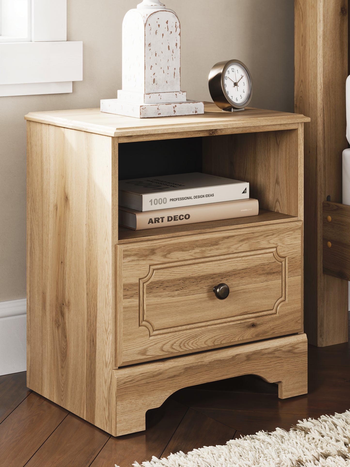 Myers Furniture Outlet - Ashley Furniture - Aleaport Bedroom - One Drawer Night Stand / Warm Brown - PCB1075-91
