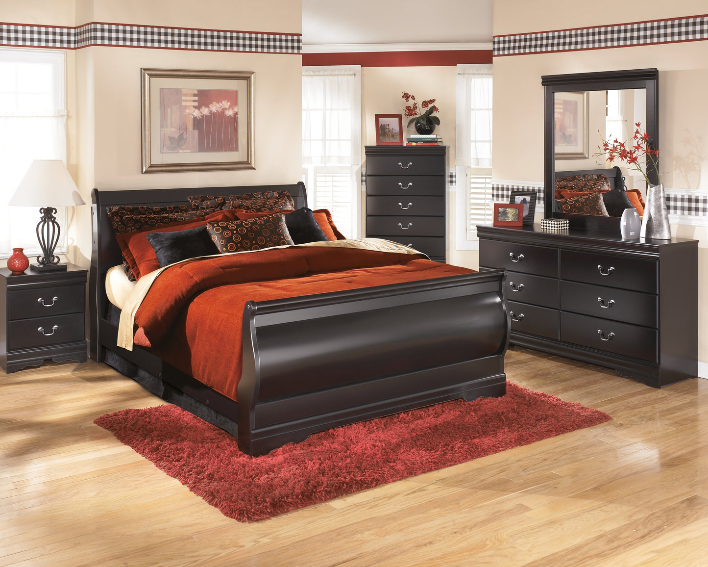 Myers Furniture Outlet - Ashley Furniture - Huey Vineyard Bedroom - Queen Sleigh Bed / Black - B128B4