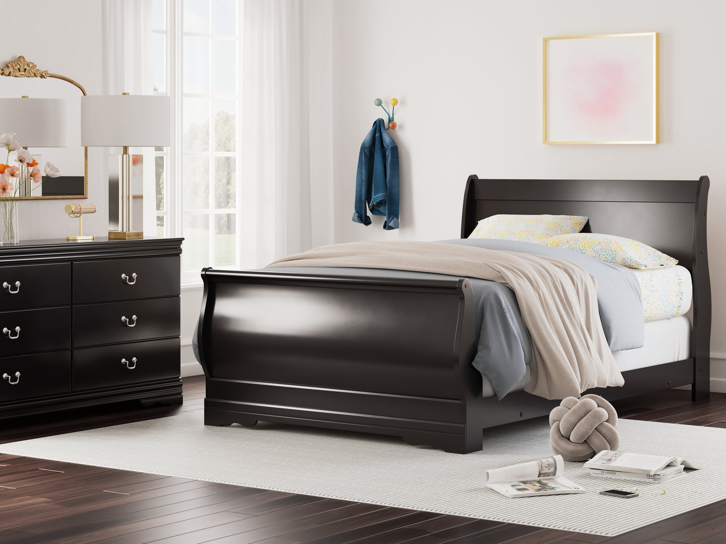 Myers Furniture Outlet - Ashley Furniture - Huey Vineyard Bedroom - Full Sleigh Bed / Black - B128B9