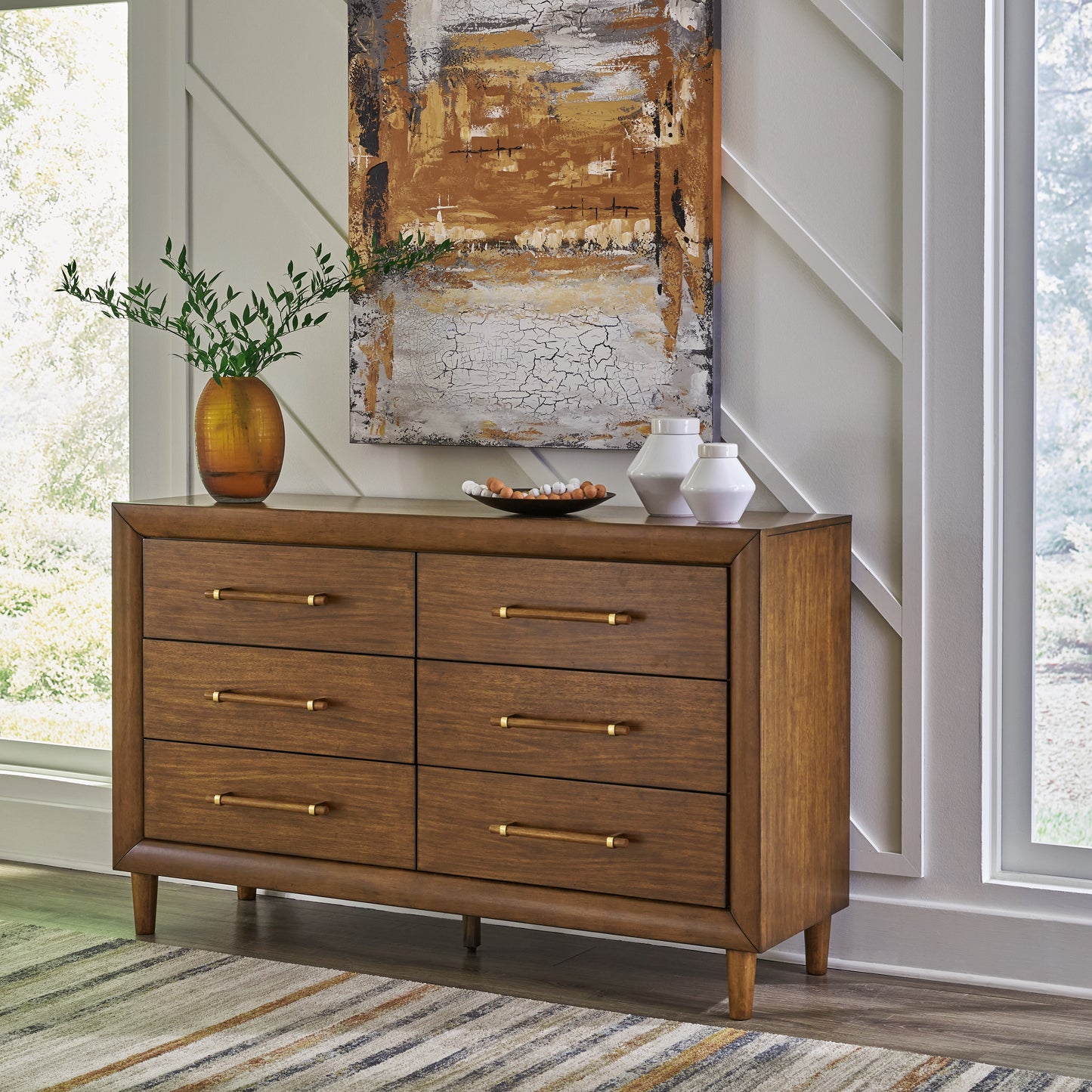 Myers Furniture Outlet - Ashley Furniture - Lyncott Bedroom - Dresser / Brown - B615-31
