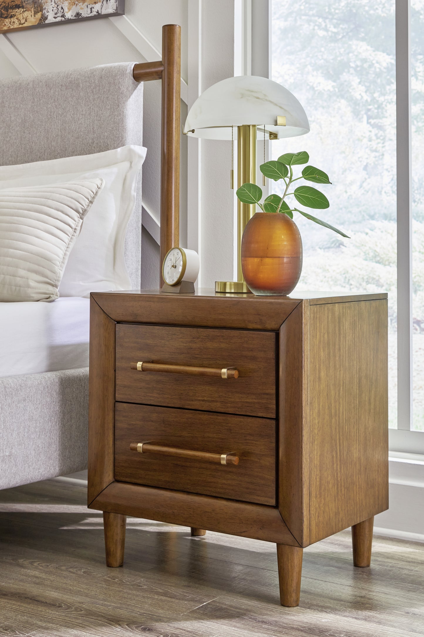 Myers Furniture Outlet - Ashley Furniture - Lyncott Bedroom - Two Drawer Night Stand / Brown - B615-92