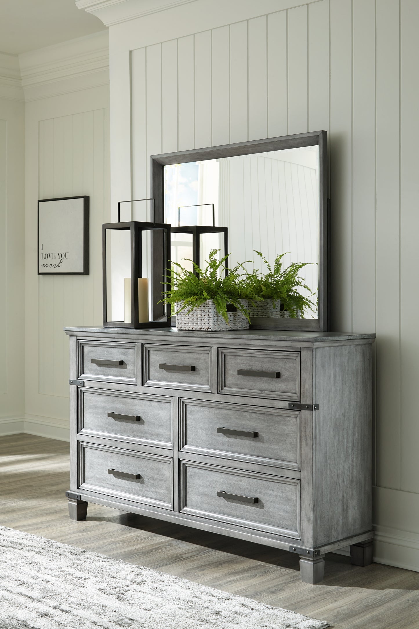 Myers Furniture Outlet - Ashley Furniture - Russelyn Bedroom - Dresser and Mirror / Gray - B772B1