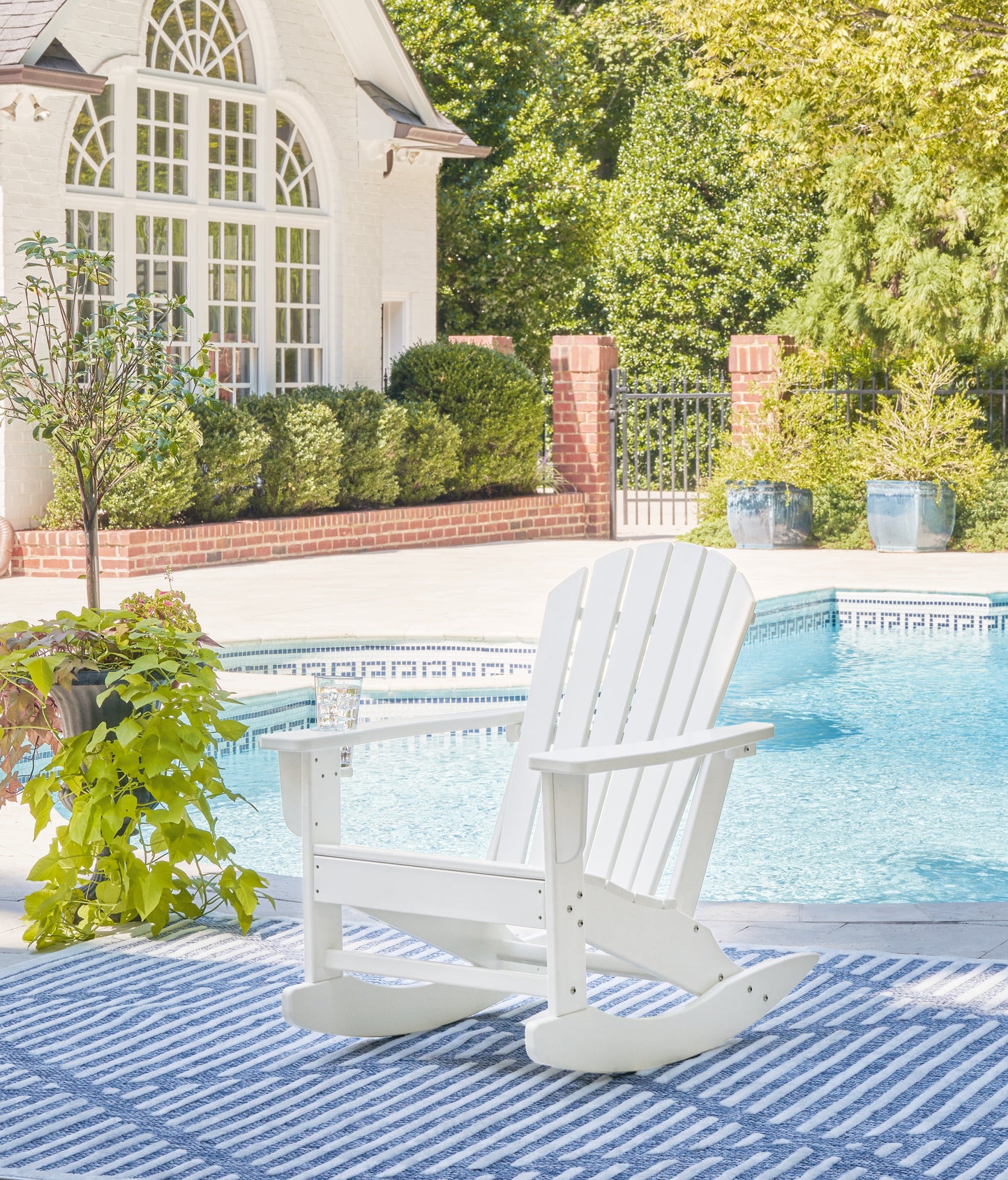Myers Furniture Outlet - Ashley Furniture - Sundown Treasure Outdoor - Rocking Chair / White - P011-827