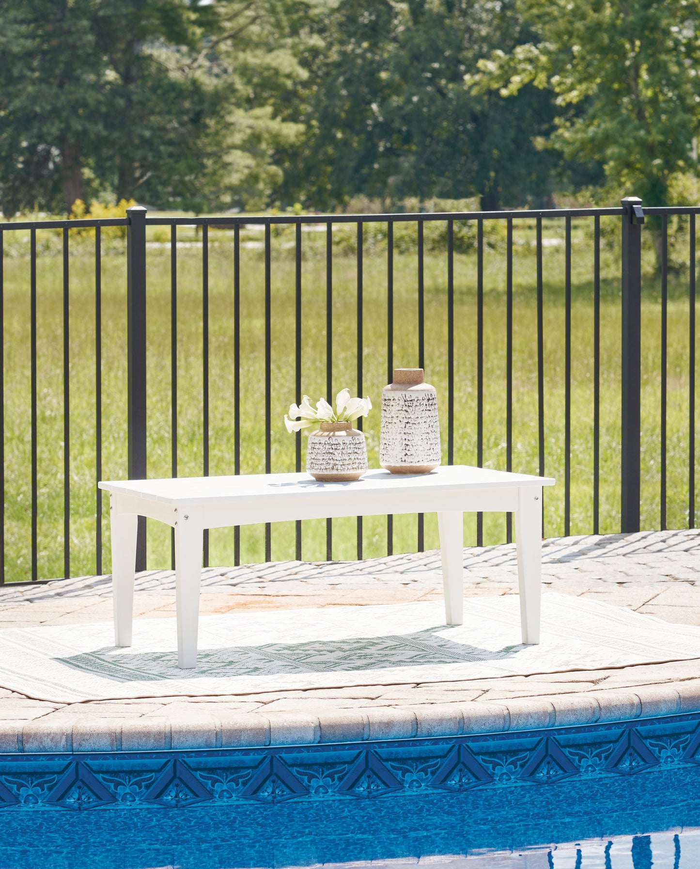 Myers Furniture Outlet - Ashley Furniture - Hyland wave Outdoor - Rectangular Cocktail Table / White - P111-701