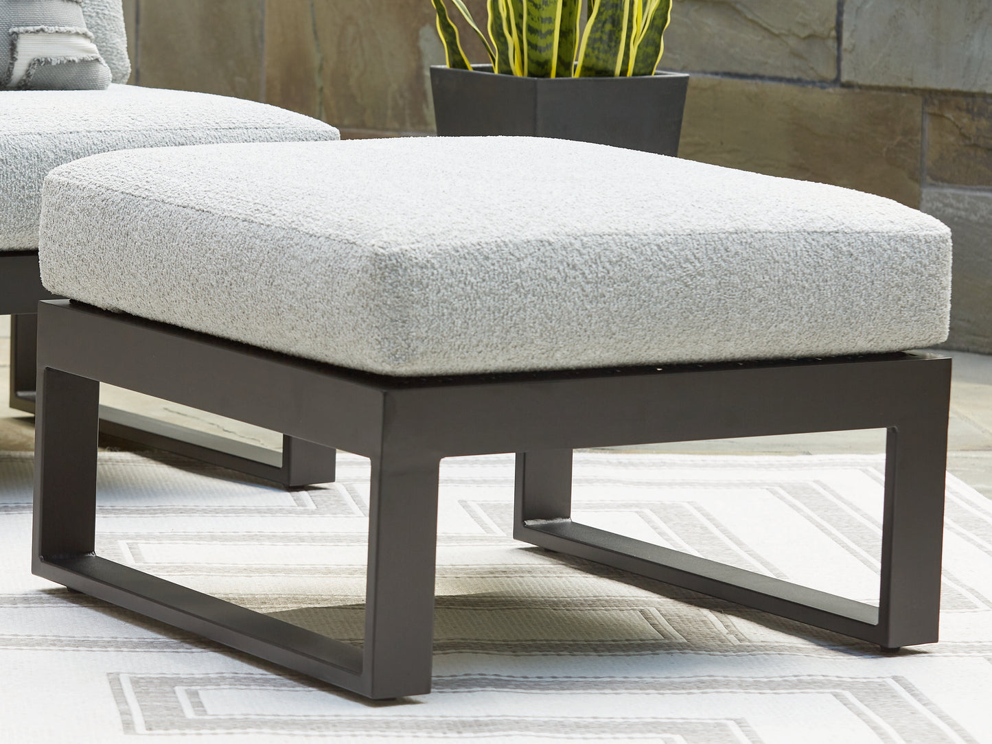 Myers Furniture Outlet - Ashley Furniture - Beachloft Outdoor - Ottoman with Cushion / Black/Gray - P490-814