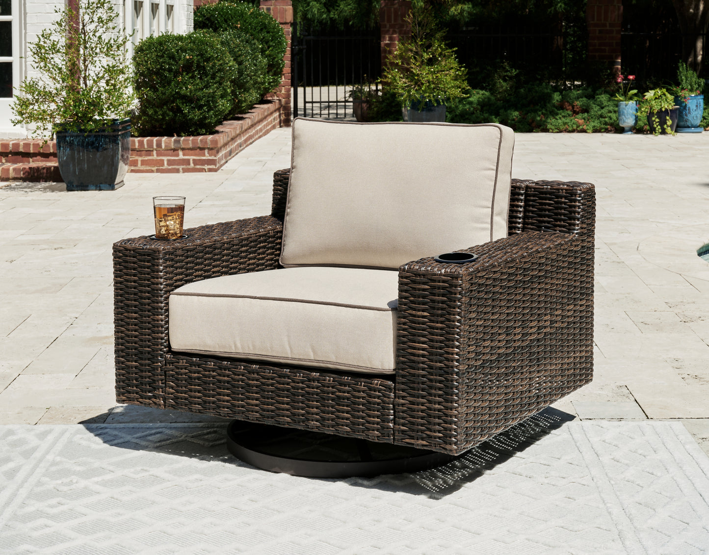 Myers Furniture Outlet - Ashley Furniture - Coastline Bay Outdoor - Swivel Lounge w/ Cushion / Brown - P784-821