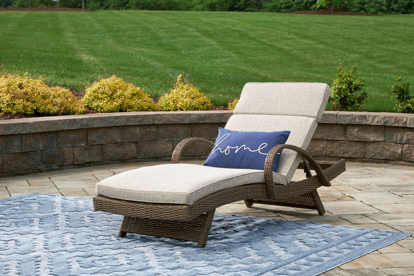 Myers Furniture Outlet - Ashley Furniture - Beachcroft Outdoor - Chaise Lounge with Cushion / Beige - P791-815