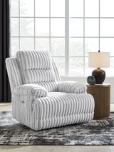 Zero Wall Recliner