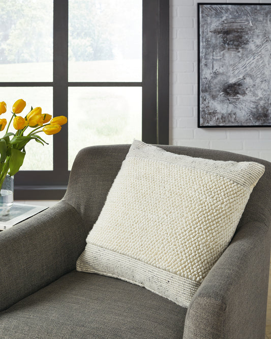 Myers Furniture Outlet - Ashley Furniture - Rowcher Pillows - Pillow (4/CS) / Gray/White - A1001004