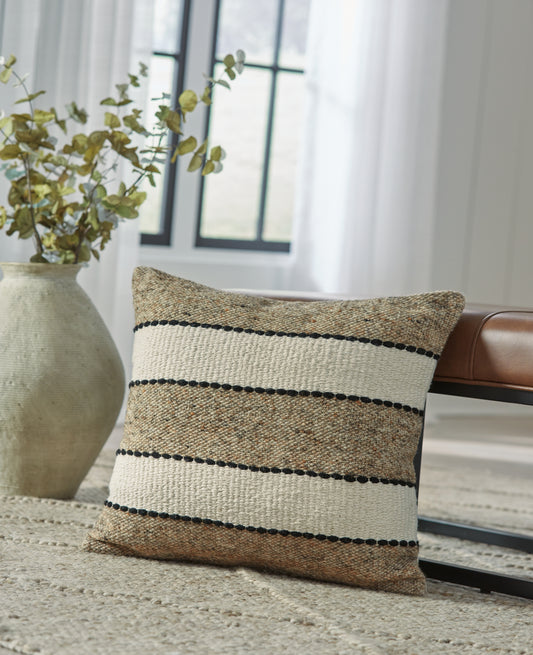 Myers Furniture Outlet - Ashley Furniture - Rueford Pillows - Pillow (4/CS) / Brown/Black/Natural - A1001063