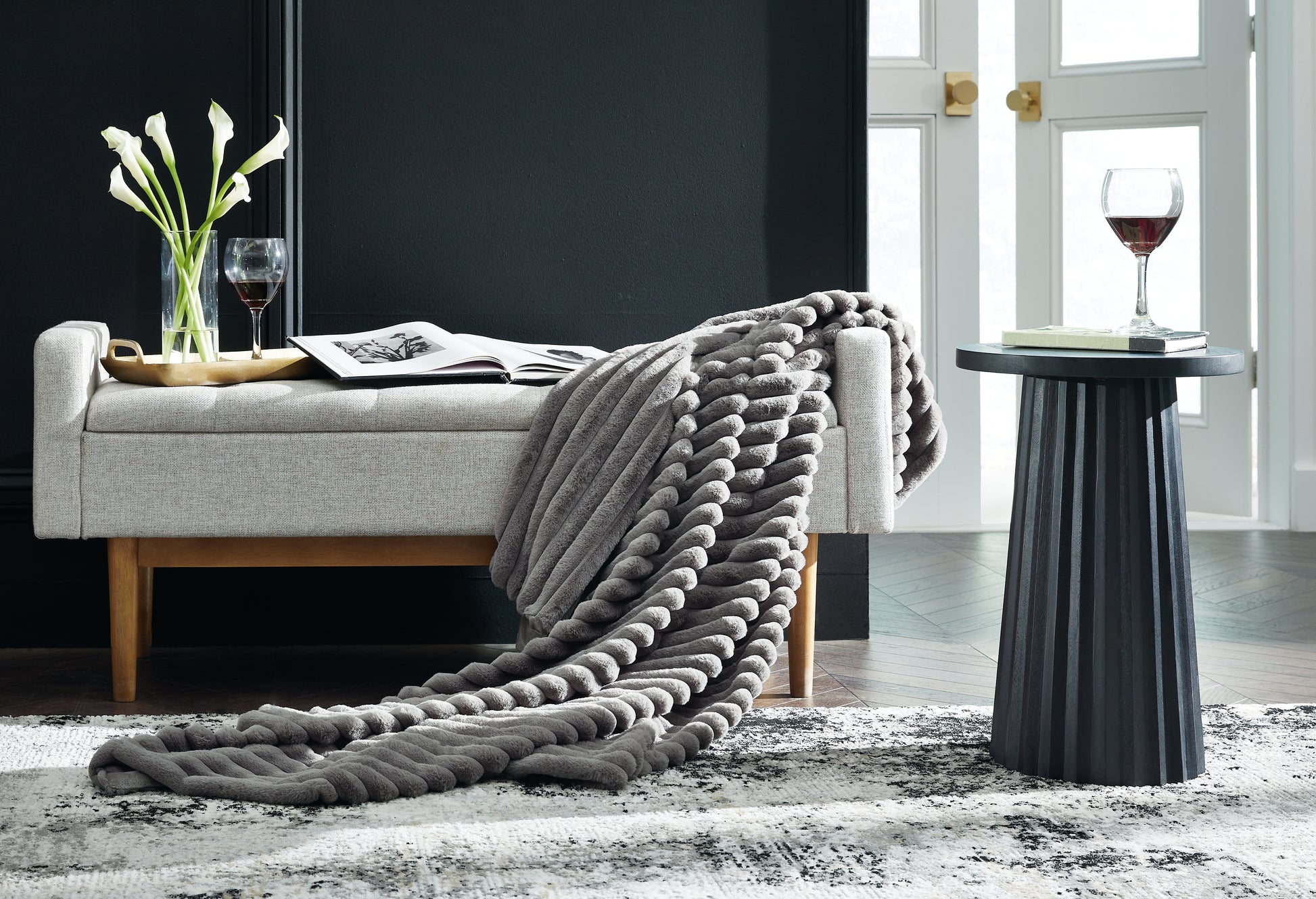 Myers Furniture Outlet - Ashley Furniture - Alsonwell Throw (Set of 3) - Throw (3/CS) / Gray - A1001081