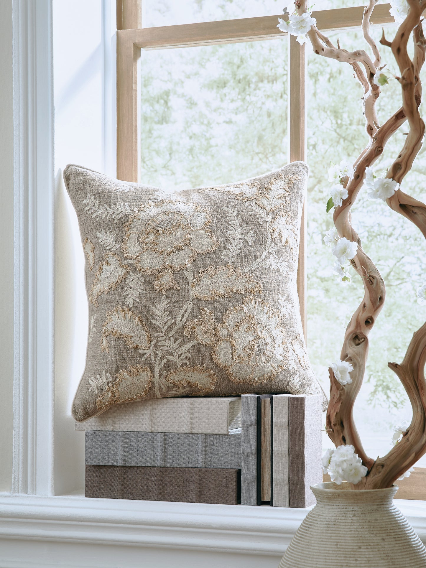 Myers Furniture Outlet - Ashley Furniture - Viveka Pillows - Pillow (4/CS) - A1001146