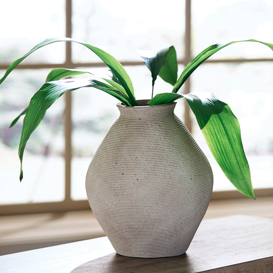 Myers Furniture Outlet - Ashley Furniture - Hannela Vase - Vase / Antique Tan - A2000513
