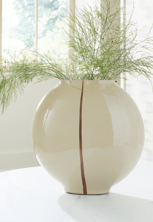 Myers Furniture Outlet - Ashley Furniture - Sheabourne Vase - Vase / Cream - A2000702