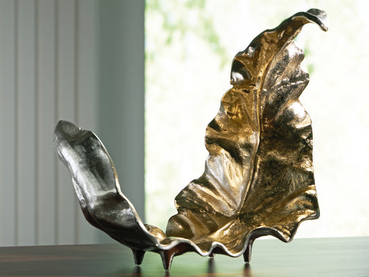 Myers Furniture Outlet - Ashley Furniture - Darinsen Sculpture - Sculpture / Gold/Silver Finish - A2000785
