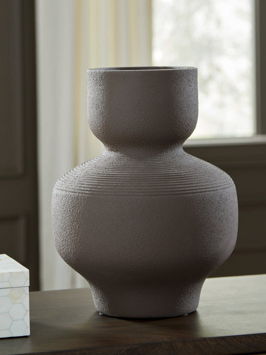 Myers Furniture Outlet - Ashley Furniture - Dalsen Vase - Vase / Brown - A2000872