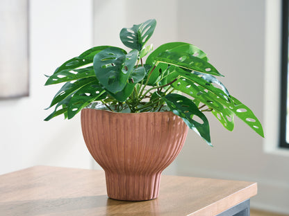 Myers Furniture Outlet - Ashley Furniture - Orban Vase - Vase - A2000886