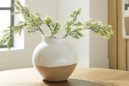 Vercott Vase