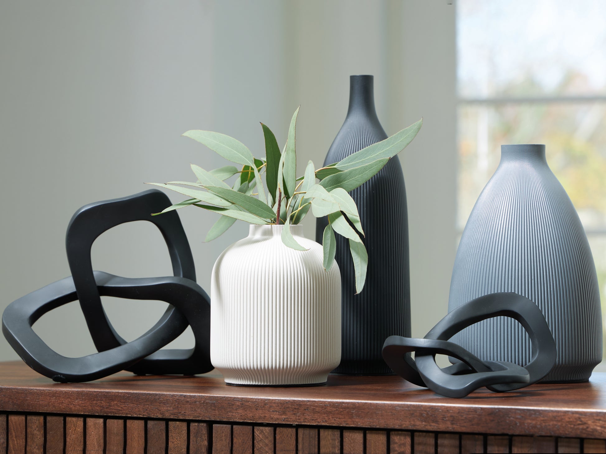 Myers Furniture Outlet - Ashley Furniture - Leithick Accessory Set (Set of 5) - Accessory Set (5/CN) / Black/Tan/Gray - A2C00211