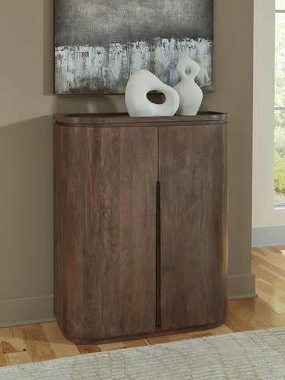 Myers Furniture Outlet - Ashley Furniture - Landermont Bar Cabinet - Bar Cabinet / Medium Brown - A4000697