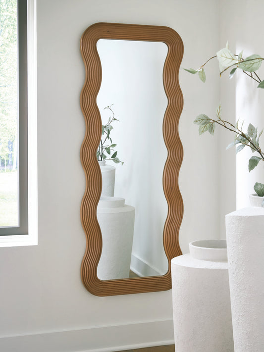 Myers Furniture Outlet - Ashley Furniture - Ellisonville Mirror - Floor Mirror / Brown - A8010413