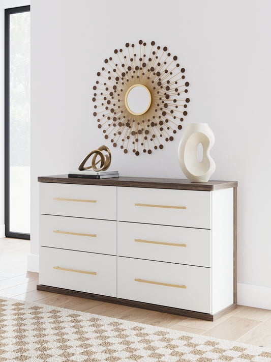 Myers Furniture Outlet - Ashley Furniture - Kendanport Bedroom - Dresser and Mirror / Brown - PCB1108B1