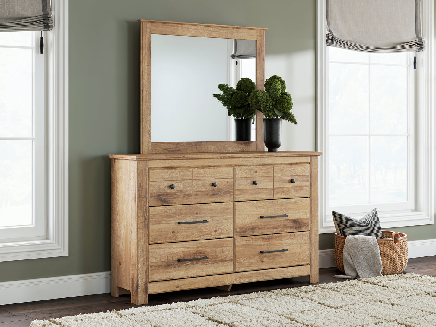 Myers Furniture Outlet - Ashley Furniture - Makidern Bedroom - Dresser and Mirror / Tan - PCB1170B1