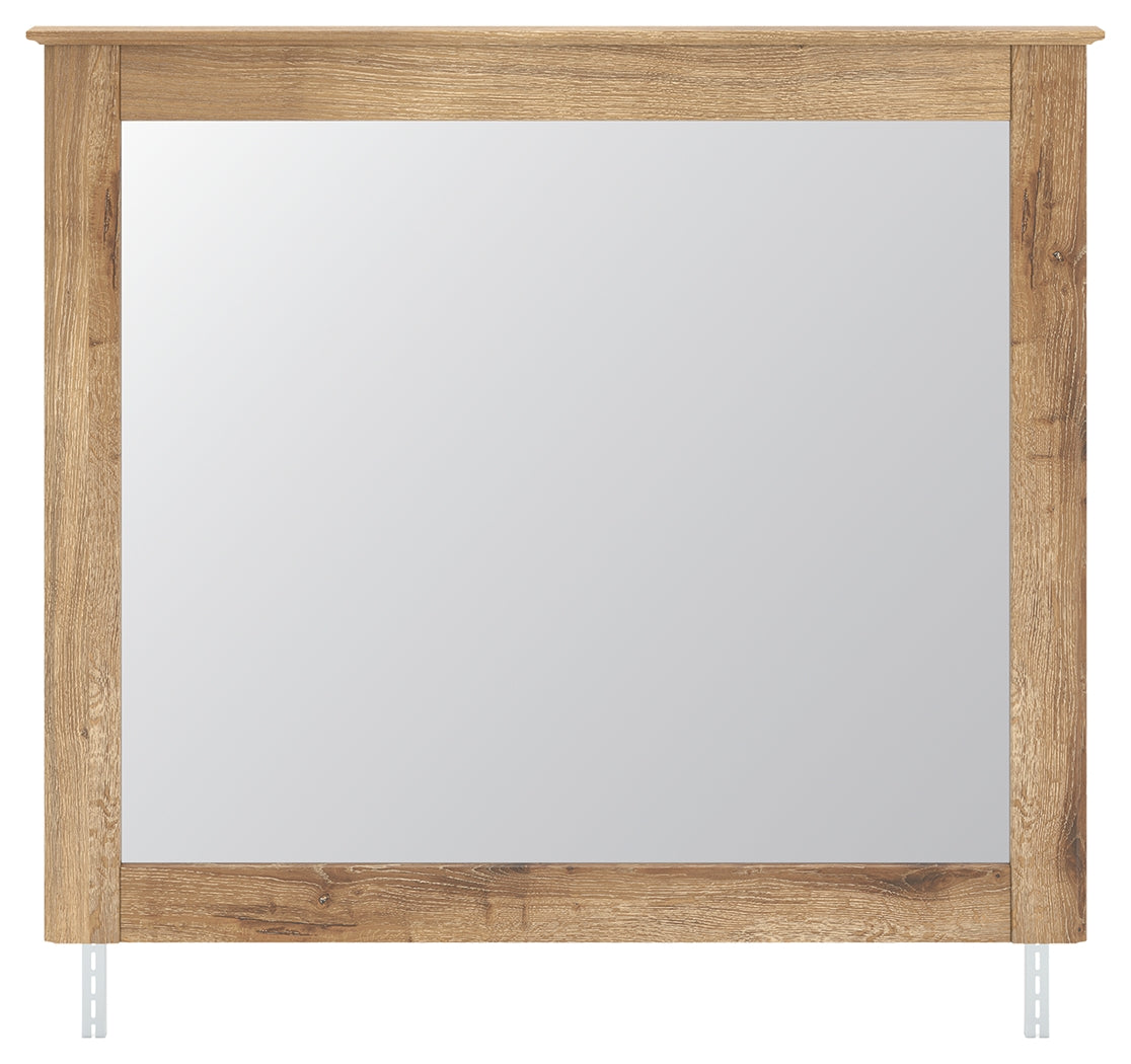Myers Furniture Outlet - Ashley Furniture - Makidern Bedroom - Bedroom Mirror / Tan - PCB1170-36