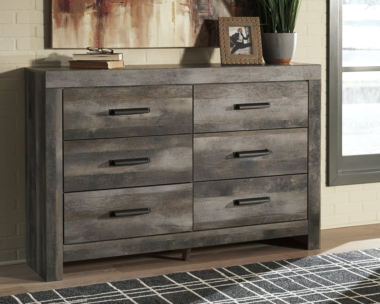 Myers Furniture Outlet - Ashley Furniture - Wynnlow Bedroom - Six Drawer Dresser / Gray - B440-31
