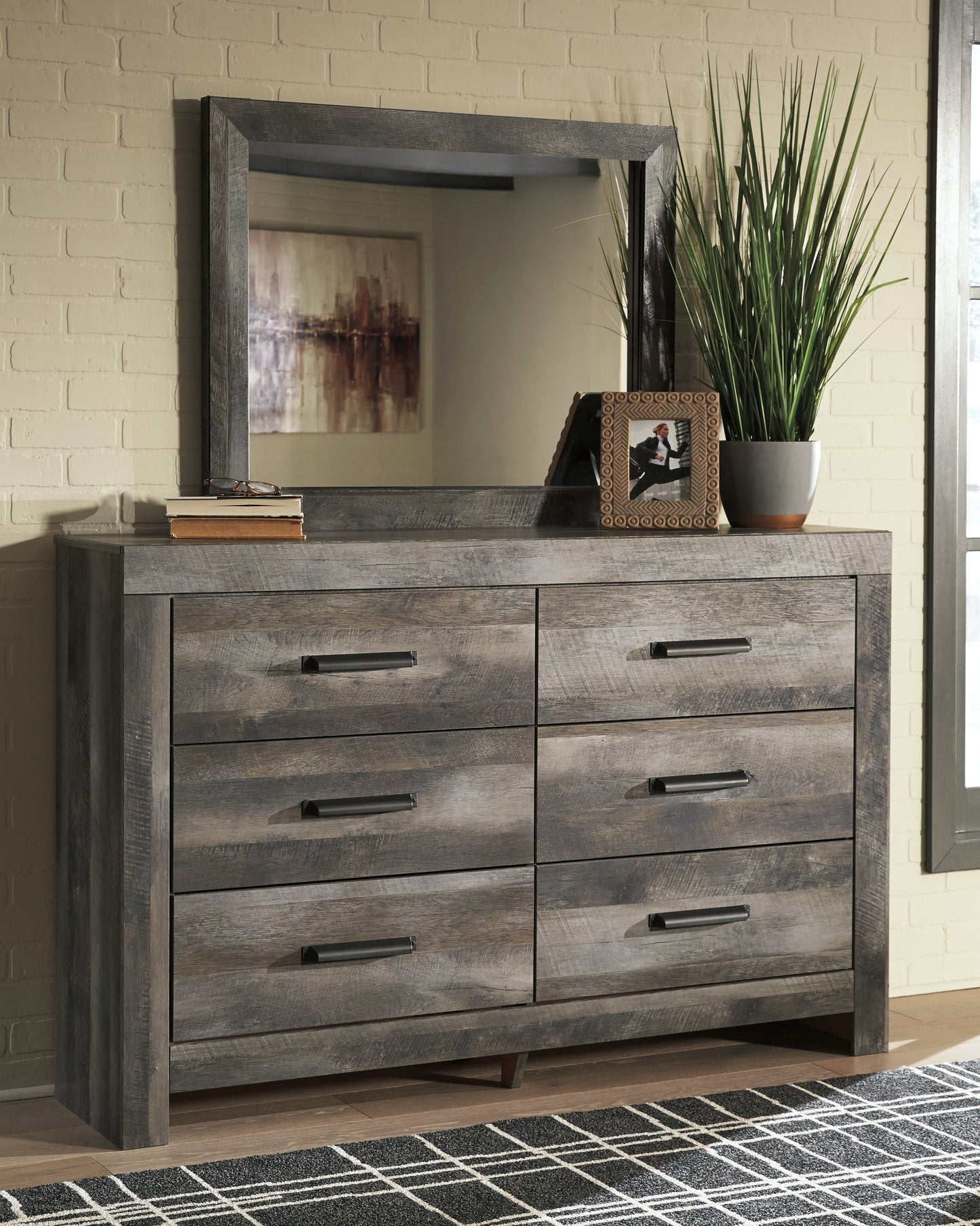 Myers Furniture Outlet - Ashley Furniture - Wynnlow Bedroom - Dresser and Mirror / Gray - B440B1