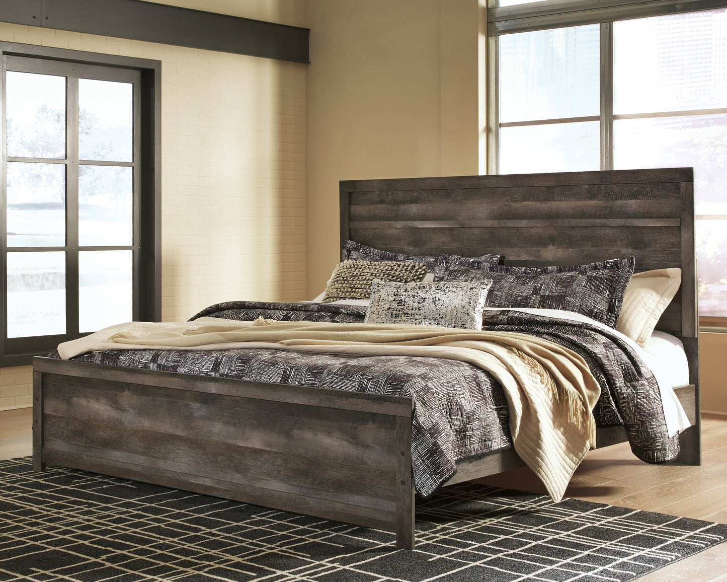 Myers Furniture Outlet - Ashley Furniture - Wynnlow Bedroom - King Panel Bed / Gray - B440B8