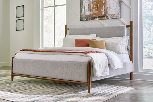 Myers Furniture Outlet - Ashley Furniture - Lyncott Bedroom - California King Upholstered Bed / Brown - B615B7