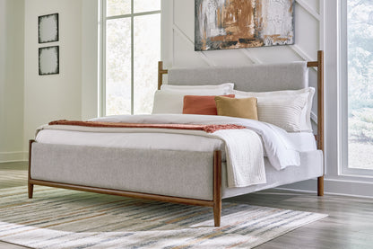 Myers Furniture Outlet - Ashley Furniture - Lyncott Bedroom - King Upholstered Bed / Brown - B615B6