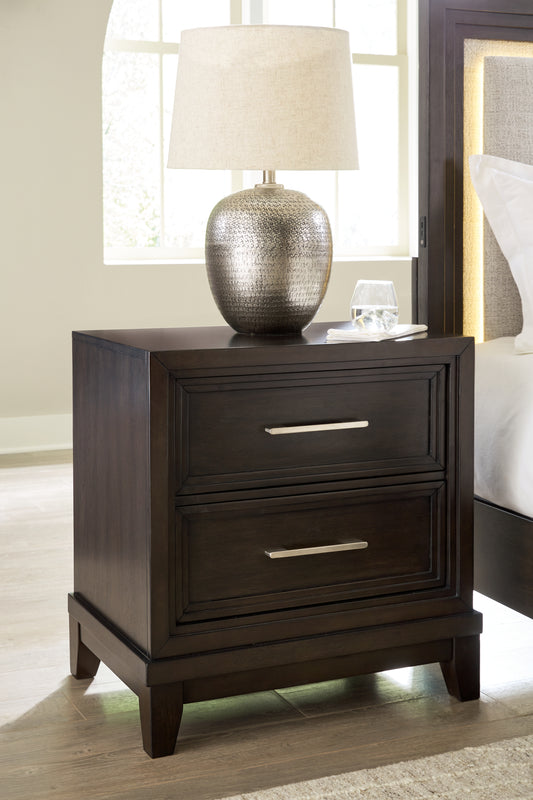 Myers Furniture Outlet - Ashley Furniture - Neymorton Bedroom - Dresser / Dark Grayish Brown - B618-31