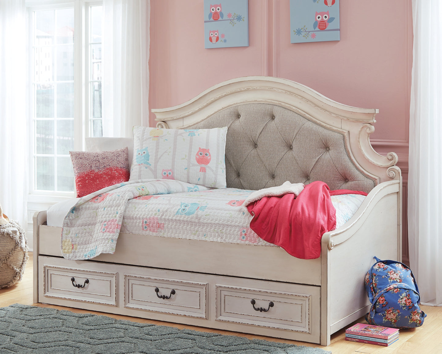 Myers Furniture Outlet - Ashley Furniture - Realyn Bedroom - Twin Day Bed with 1 Large Storage Drawer / Chipped White - B743B15