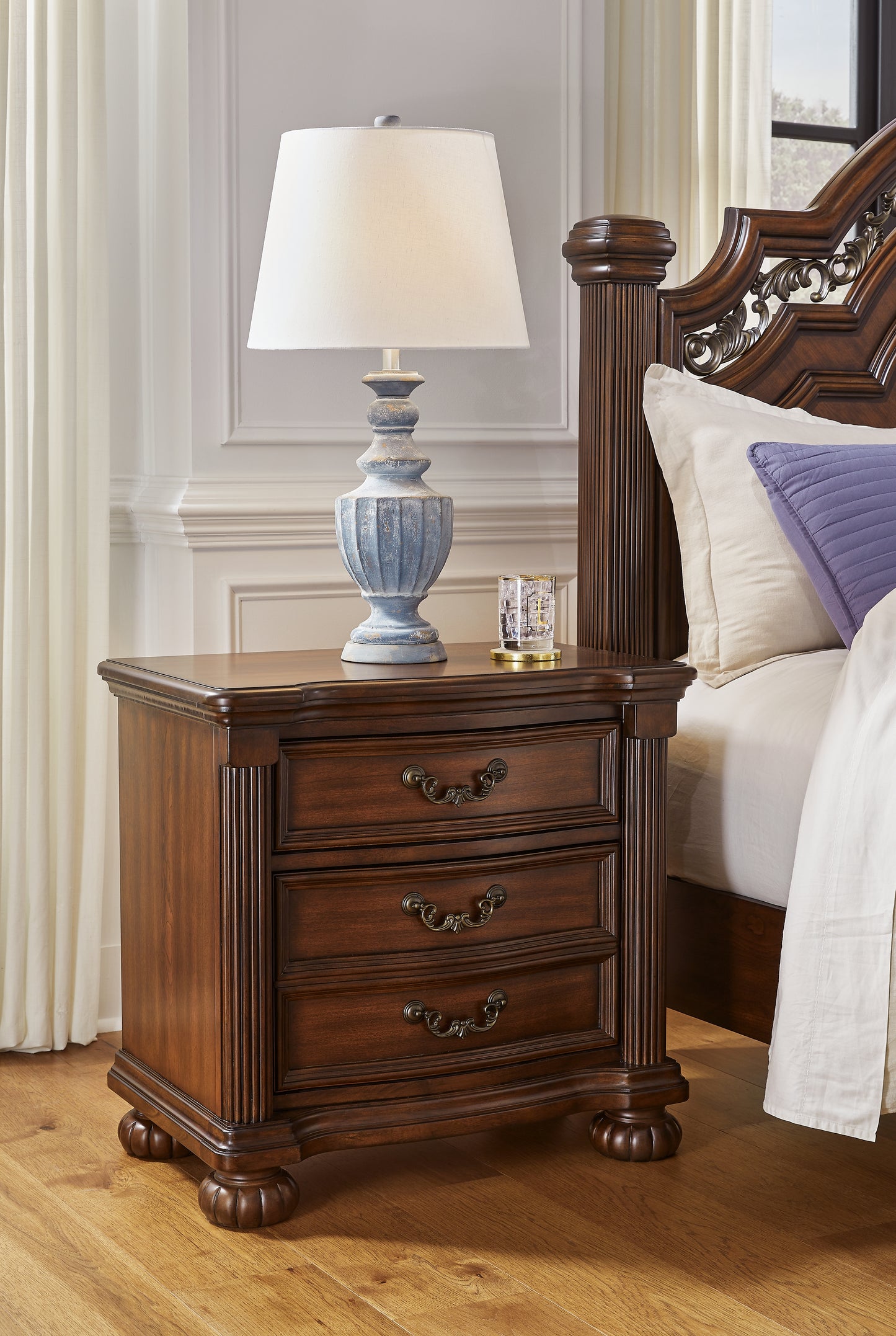 Myers Furniture Outlet - Ashley Furniture - Lavinton Bedroom - Three Drawer Night Stand / Brown - B764-93