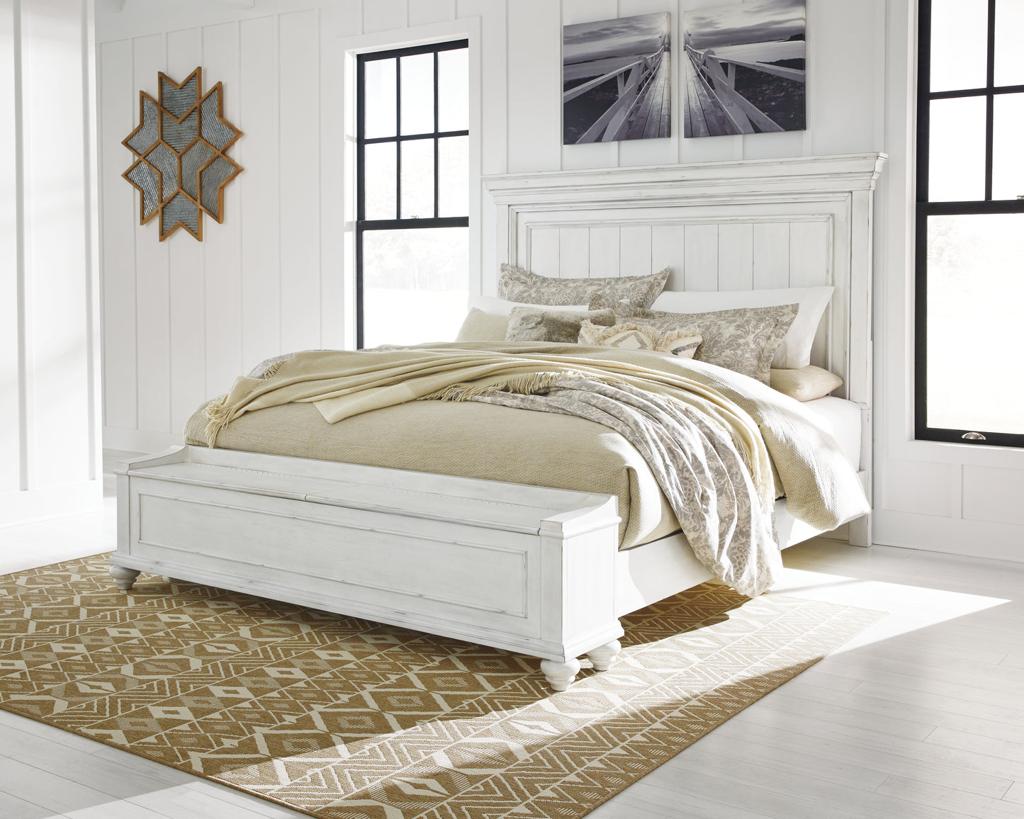 Myers Furniture Outlet - Ashley Furniture - Kanwyn Bedroom - King Panel Bed with Storage Bench / Whitewash - B777B9
