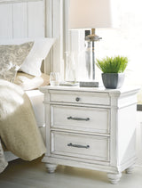 California King Panel Bed with Storage Bench