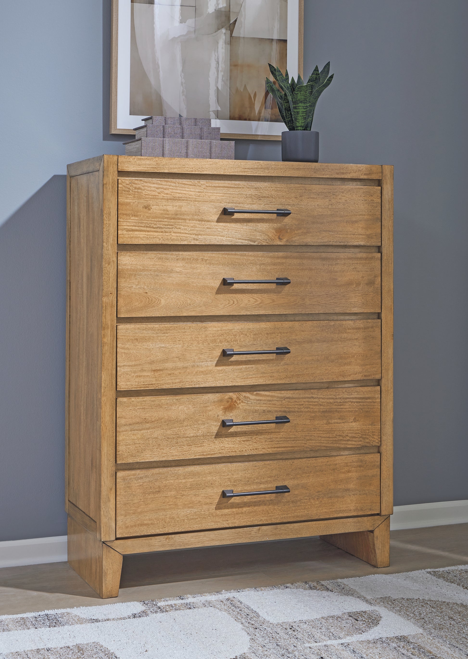 Myers Furniture Outlet - Ashley Furniture - Sherbana Bedroom - Five Drawer Chest / Light Brown - B833-46