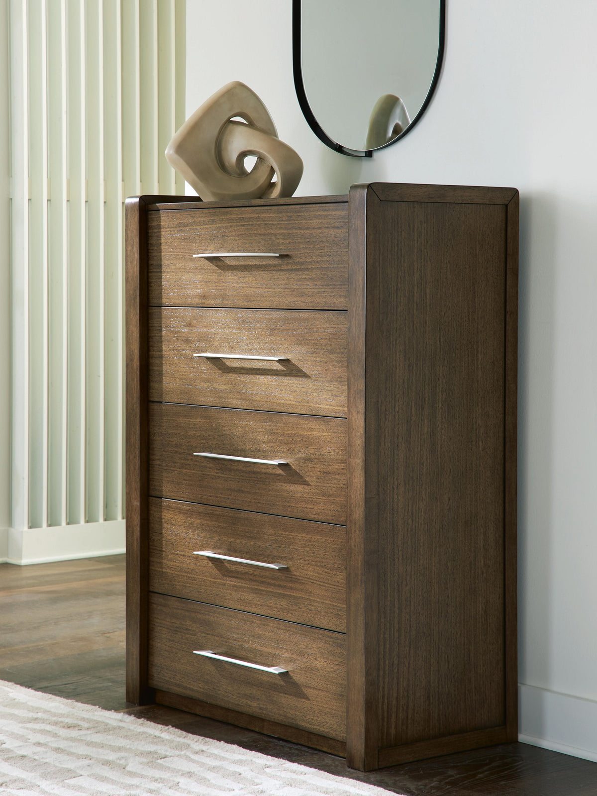 Myers Furniture Outlet - Ashley Furniture - Marxmore Bedroom - Five Drawer Chest - B863-46