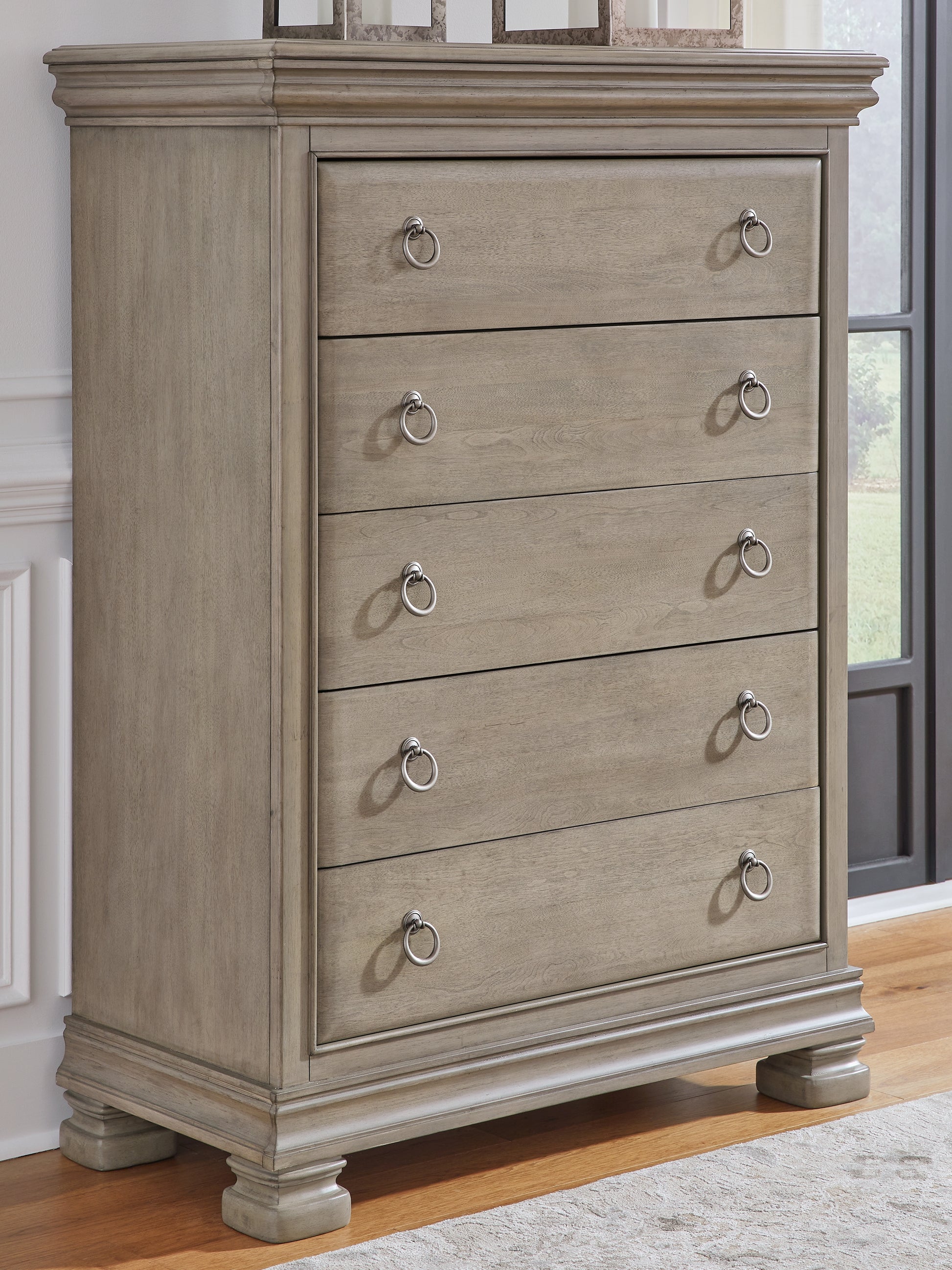 Myers Furniture Outlet - Ashley Furniture - Lexorne Bedroom - Five Drawer Chest / Gray - B924-46