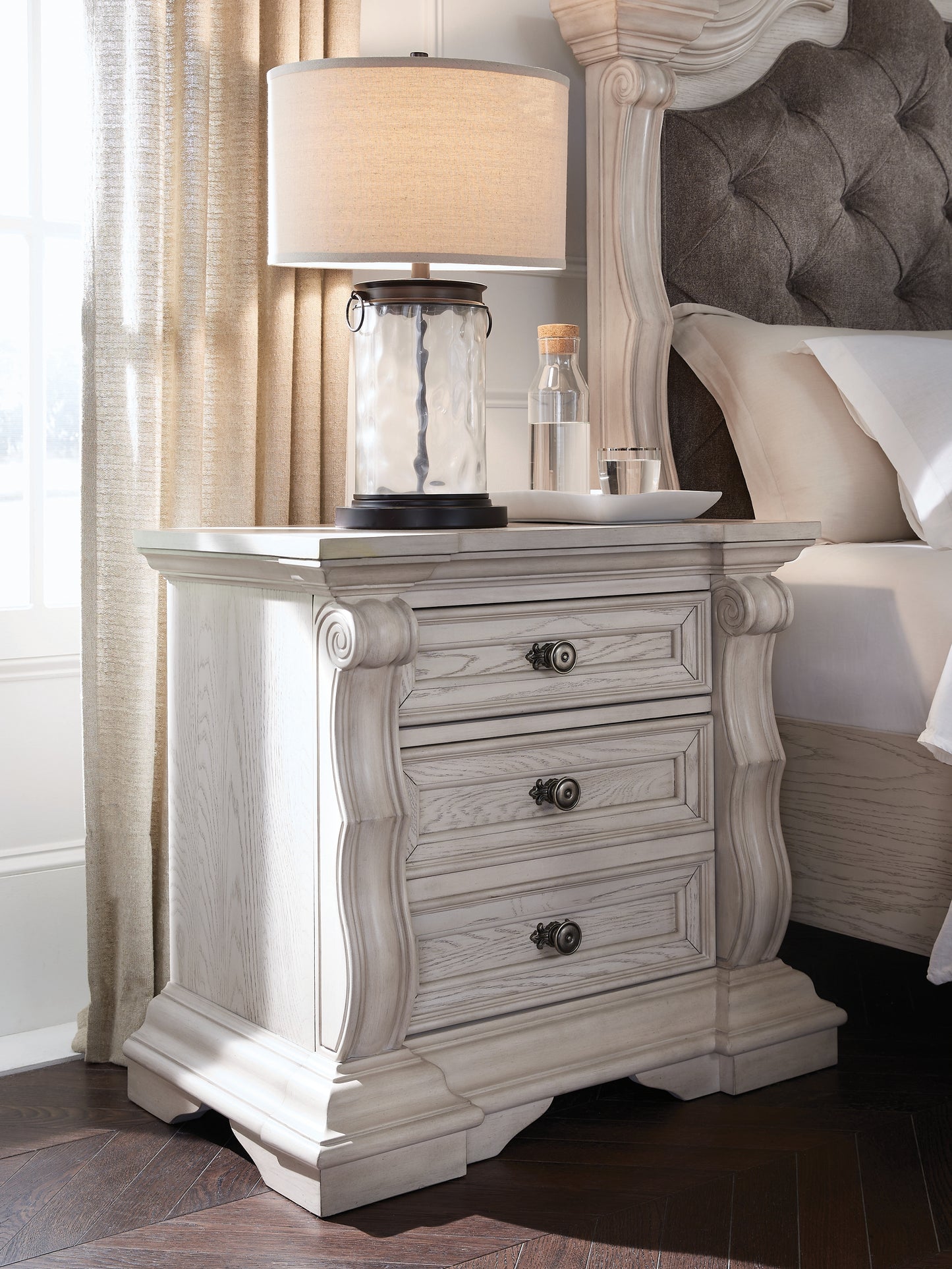 Myers Furniture Outlet - Ashley Furniture - Bruchandi Bedroom - Three Drawer Night Stand / Antique White - PCB948-93