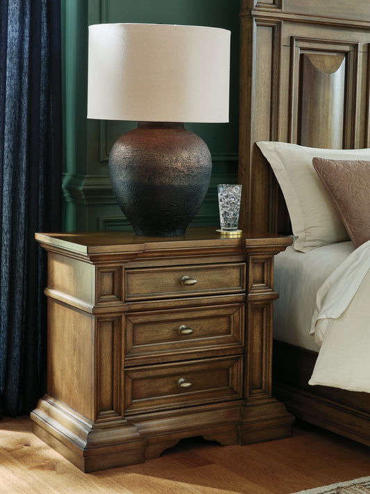 Myers Furniture Outlet - Ashley Furniture - Frantanna Bedroom - Three Drawer Night Stand / Brown - PCB949-93